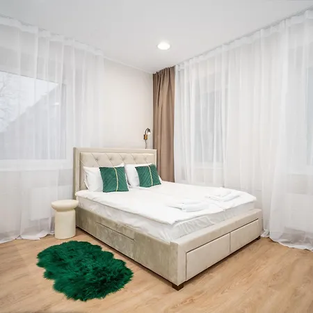 Airport-bus - 13 North - Comfort 5 Apartament *