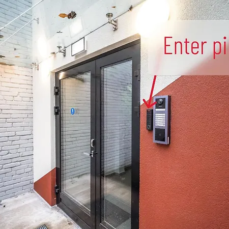 Airport-bus - 13 North - Comfort 5